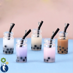 Ly Trà Sữa 0.9x2.3cm (có móc)