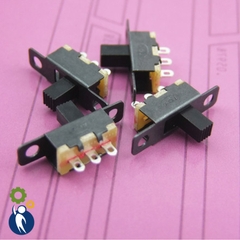 Công Tắc Gạt 3 Chân Nhỏ