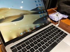Màn Hình LCD MacBook Pro 13 Inch 2016 2017 (A1706/ A1708)