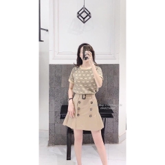 CHÂN VÁY CHỮ A ĐÍNH KHUY KÈM ĐAI