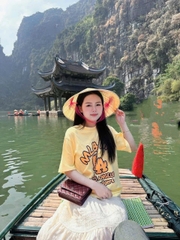 ÁO PULL CỘC NYI MÀU VÀNG
