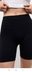 SET 2 QUẦN LEGGING PULLBEAR AUTH TUỒN XIN