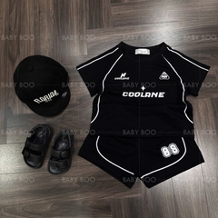 - BỘ ĐÙI BÉ TRAI ĐEN VIỀN TRẮNG COOLANE