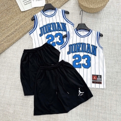 - BỘ ĐÙI BÉ TRAI SIZE ĐẠI ÁO BA LỖ TRẮNG JORDAN 23