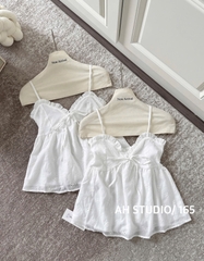 ÁO THÔ HOA ĐỤC LỖ 2S MÀU TRẮNG