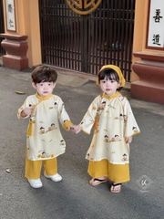 (Đặt trước) B - SET ÁO DÀI BÉ TRẮNG QUẦN VÀNG HÌNH CẬU BÉ