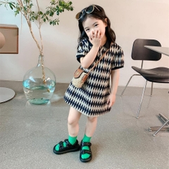 BÁN SỈ VÁY POLO BÉ GÁI QUẢ TRÁM CỔ ĐEN