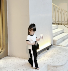BÁN SỈ BỘ BÉ GÁI ÁO TĂM TRẮNG QUẦN SUÔNG ĐEN