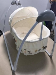 Nôi rung tự động Mastela
