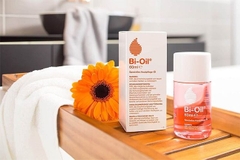 Tinh dầu Bio-Oil giúp mờ sẹo,giảm rạn da của Úc