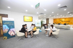 Quản lý kinh doanh cấp cao: Trần Hưng Vượng (SunLife)