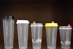 CỐC NHỰA : TIỆN LỢI VÀ TÁC ĐỘNG MÔI TRƯỜNG