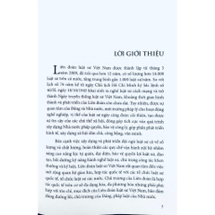 Sách - Muôn Dặm Đường Xa (Ký Sự)