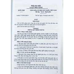 Sách - Cẩm Nang Công Tác Giáo Dục Mầm Non, Quy Định Về Chính Sách Học Phí, Miễn, Giảm, Hỗ Trợ Học Phí...