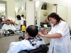 Tiệm Cắt tóc Mậu Dịch' giữa Thủ đô