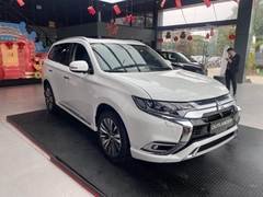 Mitsubishi Outlander 2024