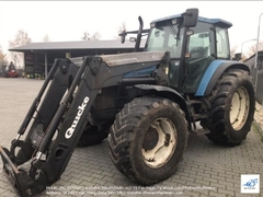 New Holland TM150 xúc lật