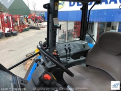 Máy kéo New Holland TM165