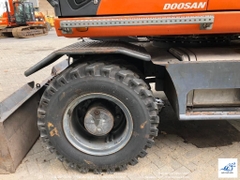 Doosan DX140 năm 2011