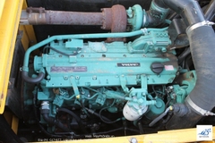 Máy xúc Volvo EC210B LC năm 2005