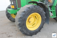 Máy kéo John Deere 6310