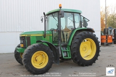 Máy kéo John Deere 7730