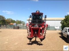 Máy thu hoạch mía CASE IH 8000 năm 2016