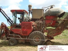 Máy thu hoạch mía CASE IH 8000 năm 2009