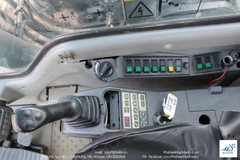 Máy xúc Volvo EC210B LC năm 2005
