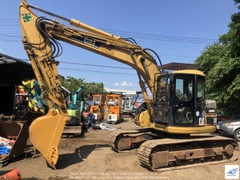 Máy khai thác gỗ CAT 313B CR đầu căt Iwa Fuji GPi-40T