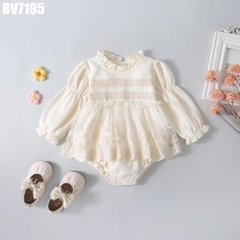 Body Tay Dài Viền Ngực Váy Voan Ren