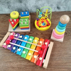 Set 4 Món Đồ Chơi Thông Minh, Chuỗi Thả Hình, Luồn Hạt, Tháp, Đàn Xylophone Bằng Gỗ An Toàn Cho Bé