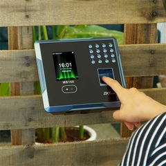 Máy Chấm Công Khuôn Mặt ZKTeco MB160