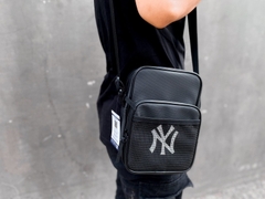 Túi đeo chéo ipad NY MLB mặt lưới HL1363