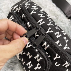 Túi bao tử MLB NY MONOGRAM WAIST BAG BLACK B438 HL1514
