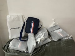 Túi đeo chéo Lacoste Tricolor HL1350