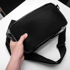 Túi đeo chéo CROSSBODY LACOSTE CHỮ KÝ HL1593