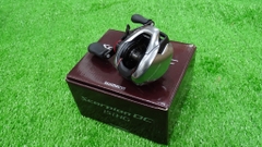 Máy câu Shimano Scorpion DC