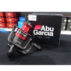 Máy câu đứng Abu Garcia Black Max