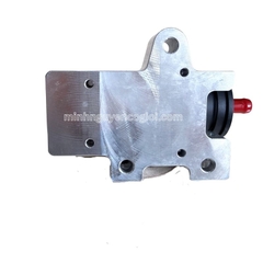 Bơm cấp 24V CAT320