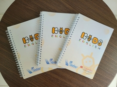 Sổ tay và Bút bi in logo Kid English