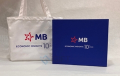 Bộ quà tặng sự kiện Economic Insights 2024 MB Bank