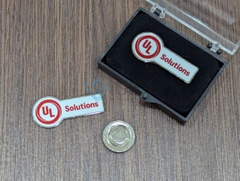 Pin cài áo theo yêu cầu của công ty UL Solution
