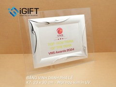 Bảng vinh danh pha lê khen thưởng