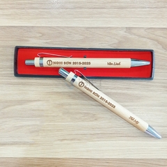 Bút gỗ khắc theo yêu cầu - Quà tặng văn phòng