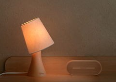 Đèn bàn chữ I bằng gỗ khắc logo theo yêu cầu – Wood Lamp