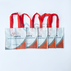 Bộ quà tặng Ly thủy tinh và Túi vải không dệt in logo