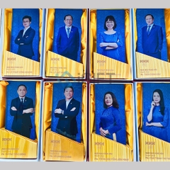 Kỷ niệm chương cá nhân hóa - In logo Hùng Hậu Group