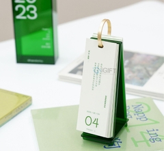 Lịch để bàn đế mica - In logo theo yêu cầu - MS12