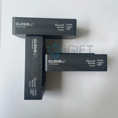 Đồng hồ gỗ LED để bàn in khắc logo theo yêu cầu